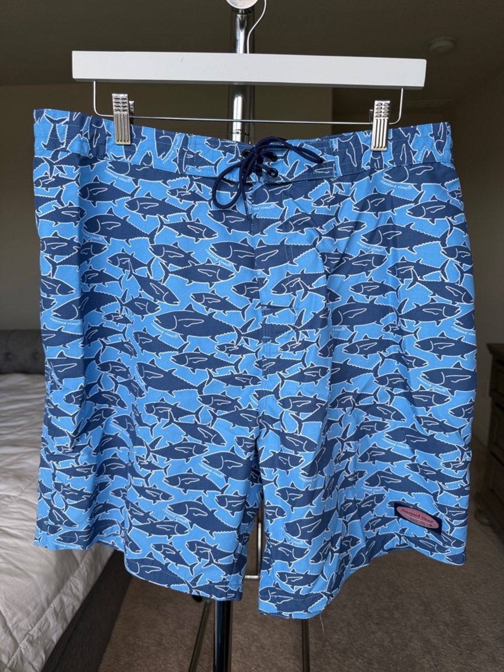 Vineyard Vines Men's Blue Shark-Print Swim Trunks with bag